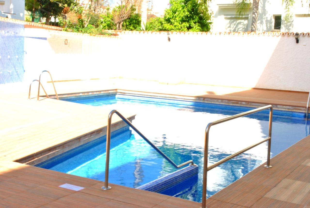 San Antonio - Beach, Pool And Terrace Torremolinos Exteriör bild
